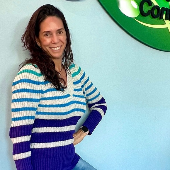 Meet your Posher, Amy - Picture 2 of 2